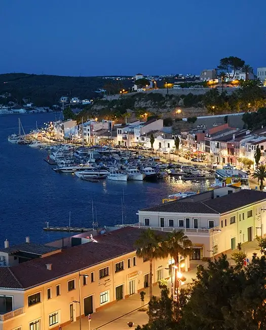 NOCTURN-MOLL-LEVANT-MEMÒRIA-PORT-DE-MAÓ-2024_foto_David_arquimbau